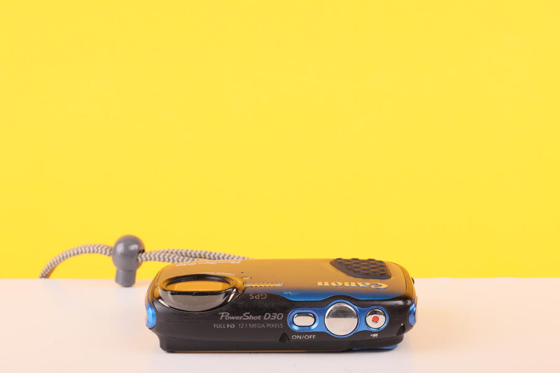 Canon Powershot D3 Compact Digital Camera