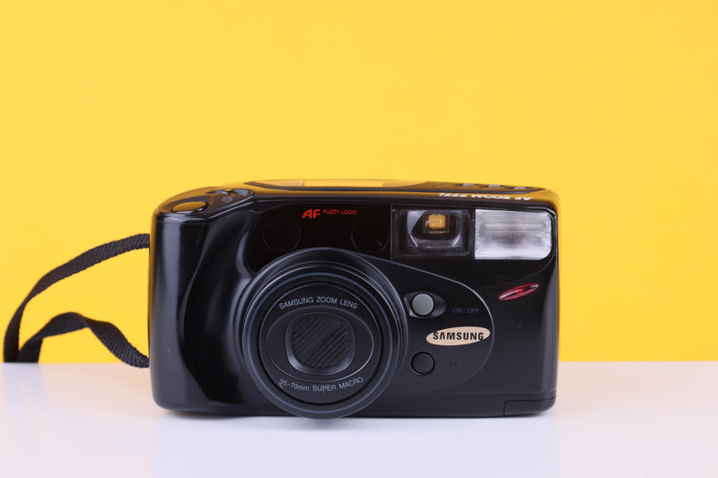 Samsung AF Zoom 777i 35mm Point and Shoot Film Camera