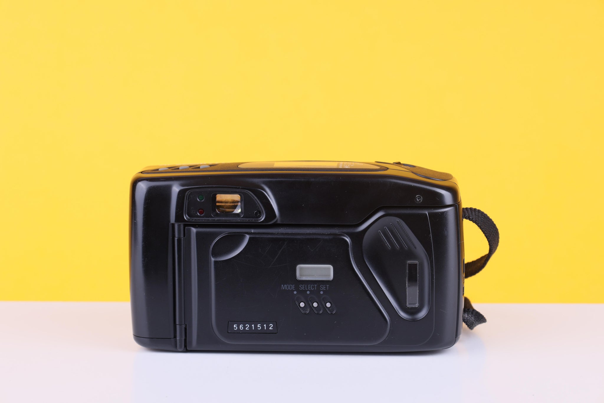 Samsung AF Zoom 777i 35mm Point and Shoot Film Camera