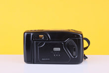 Load image into Gallery viewer, Samsung AF Zoom 777i 35mm Point and Shoot Film Camera
