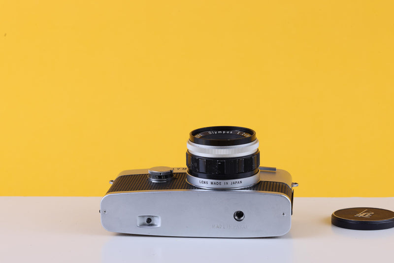 Olympus PEN FV 35mm SLR Film Half Frame Camera With 25mm f/4 Lens