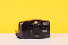 Load image into Gallery viewer, Yashica Clearlook AF 35mm Point and Shoot Film Camera
