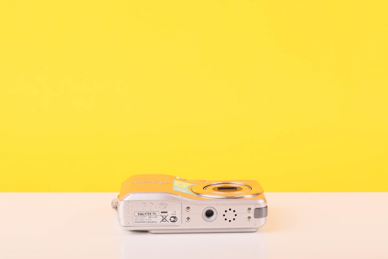 Fujifilm Finepix A100 Digital Camera