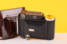 Load image into Gallery viewer, Welta Weltur 120 Folding Medium Format Film Camera with Xenar 7.5cm f/2.8 Lens
