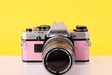Load image into Gallery viewer, Olympus OM10 35mm SLR Film Camera and Olympus Zuiko Auto-T 135mm f3.5 Lens
