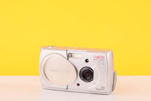Load image into Gallery viewer, Olympus Camedia C-2 Zoom Digital Camera
