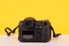 Load image into Gallery viewer, Fujifilm Finepix S5500 Bridge Digital Camera
