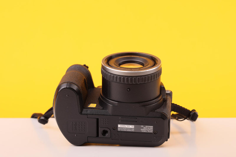 Fujifilm Finepix S5500 Bridge Digital Camera