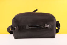 Load image into Gallery viewer, Unomat Shoulder Camera Bag
