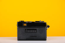 Load image into Gallery viewer, Vivitar 35EE 35mm Rangefinder Film Camera
