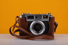 Load image into Gallery viewer, Yashica Minister-II 35mm Rangefinder Camera with Case and Boxed
