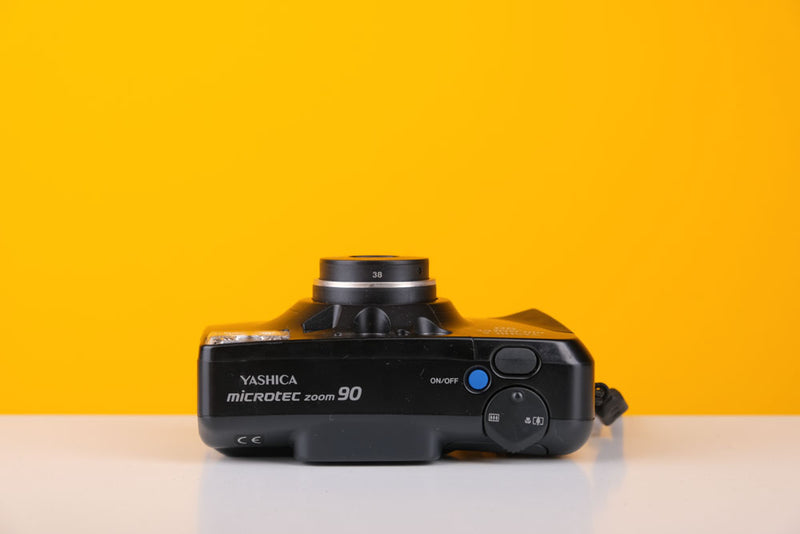 Yashica Microtec Zoom 90 35mm Point and Shoot Film with Case