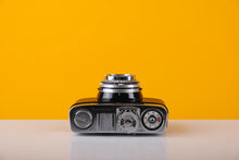 Load image into Gallery viewer, Zeiss Ikon Contina L Rangefinder 35mm Film Camera
