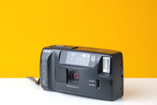 Load image into Gallery viewer, Boots C35AF Focus 35mm Point and Shoot Film Camera with RICOH lens
