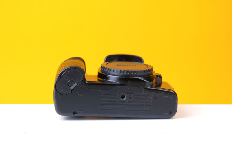 Canon EOS 1000Fn 35mm SLR Film Camera Body