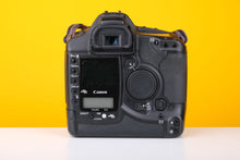Load image into Gallery viewer, Canon Eos - 1 D Digtal Camera Body
