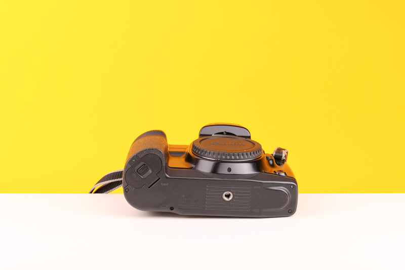 Canon EOS 10 35mm SLR Film Camera Body