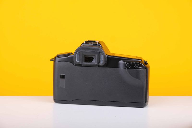 Canon EOS 1000 35mm Film Camera Body