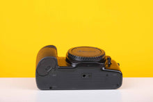 Load image into Gallery viewer, Canon EOS 1000 35mm Film Camera Body
