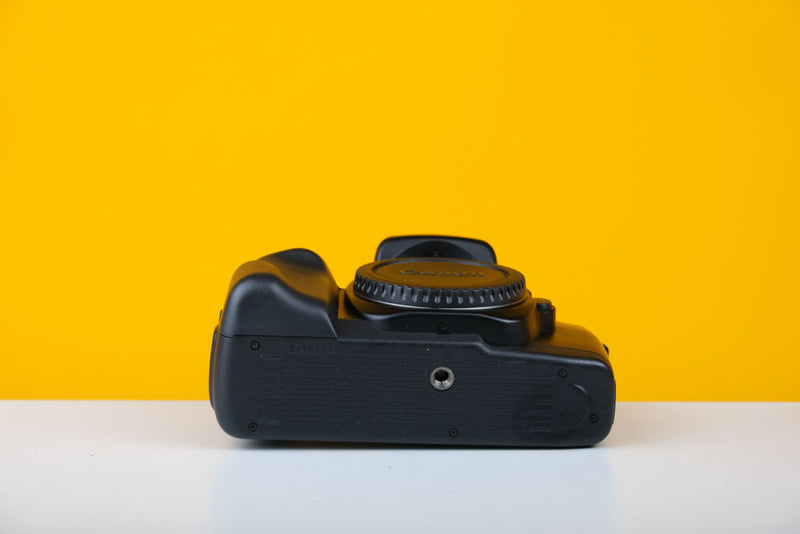 Canon EOS 750 35mm Film Camera Body Only