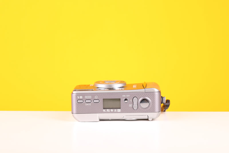 Canon Sureshot 115u 35mm Point and Shoot Film Camera