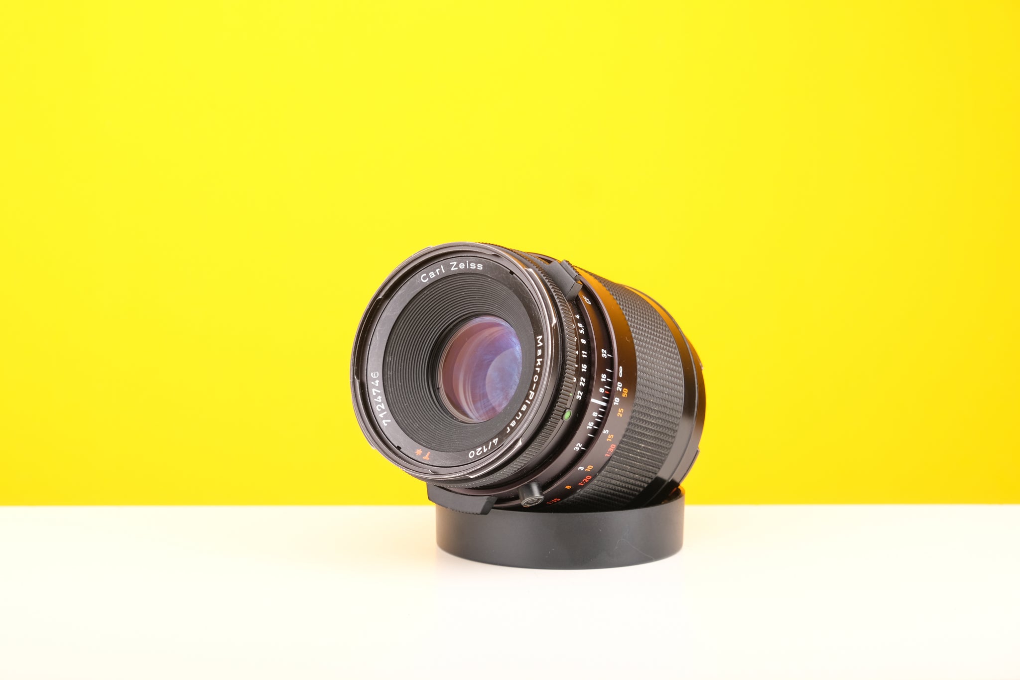 Hasselblad Carl Zeiss PlanarT* CF 2,8/80（HASSELBLAD Carl Zeiss 