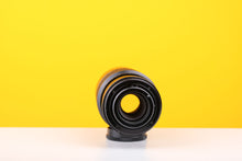Load image into Gallery viewer, Auto Chinon 200mm f/3.5 M42 Prime Lens
