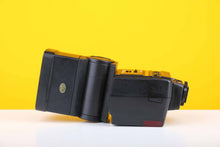 Load image into Gallery viewer, Cobra 700af Flash
