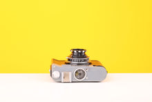 Load image into Gallery viewer, Cosmic 35 35mm Rangefinder Film Camera with Leather Case

