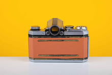 Load image into Gallery viewer, Edixa-Mat Flex Model 5 35mm Film Camera with Domiplan Meyer-Optik Gorlitz 50mm f2.8 Lens
