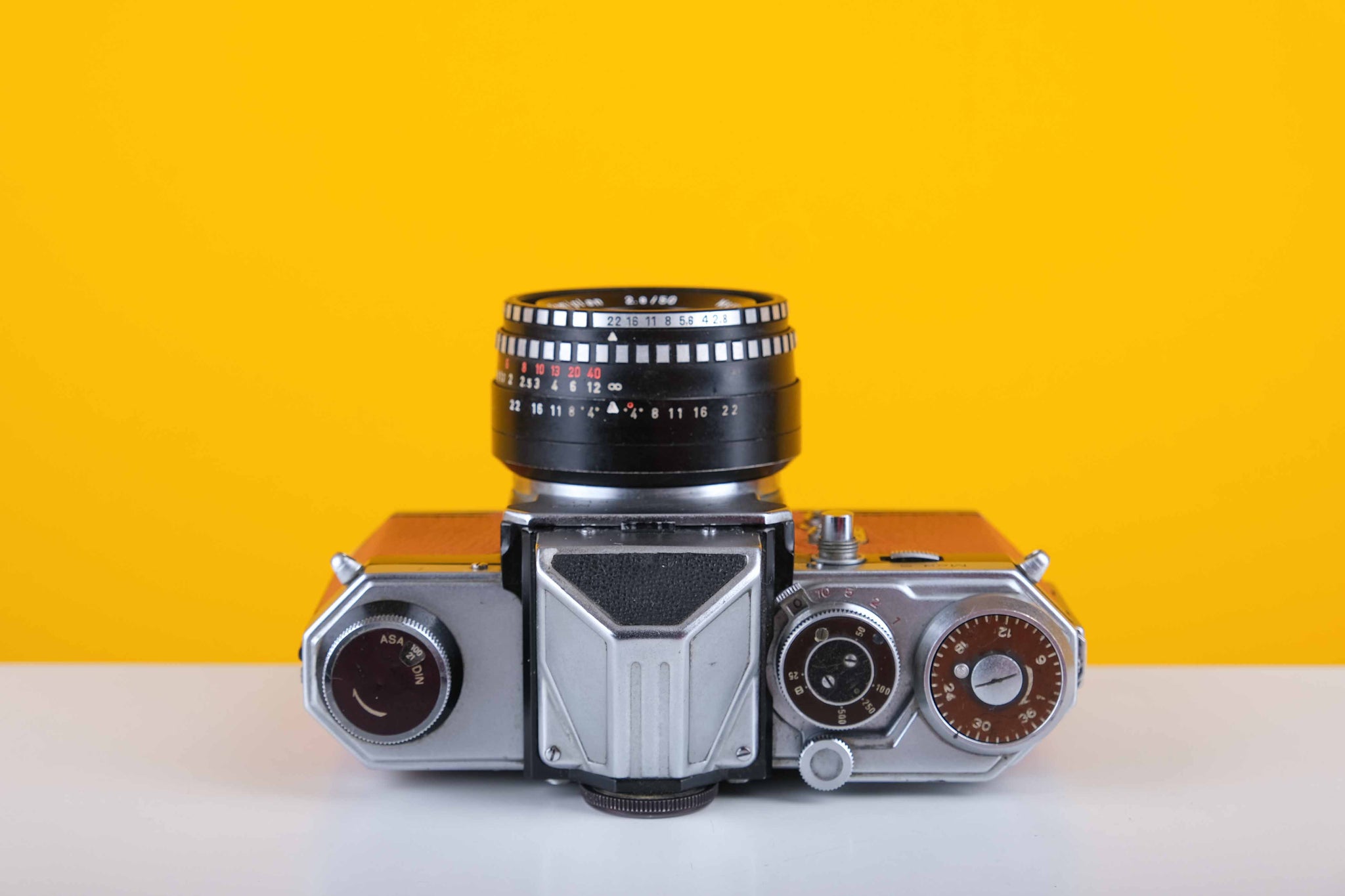 Edixa-Mat Flex Model 5 35mm Film Camera with Domiplan Meyer