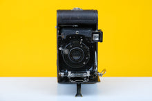 Load image into Gallery viewer, Ernemann Detektiv Aplanat Folding Camera
