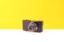 Load image into Gallery viewer, Falcon Deluxe Miniature 127 Film Camera
