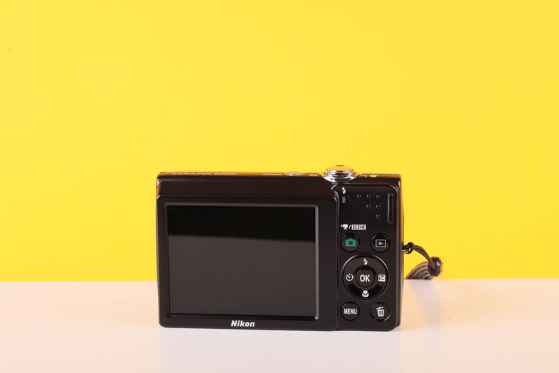 Nikon Coolpix S2500 Digital Camera