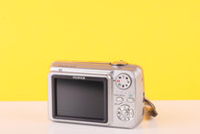 Load image into Gallery viewer, Fujifilm Finepix A900 Digital Camera
