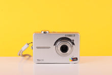 Load image into Gallery viewer, Kodak EasyShare C763 Digital Camera
