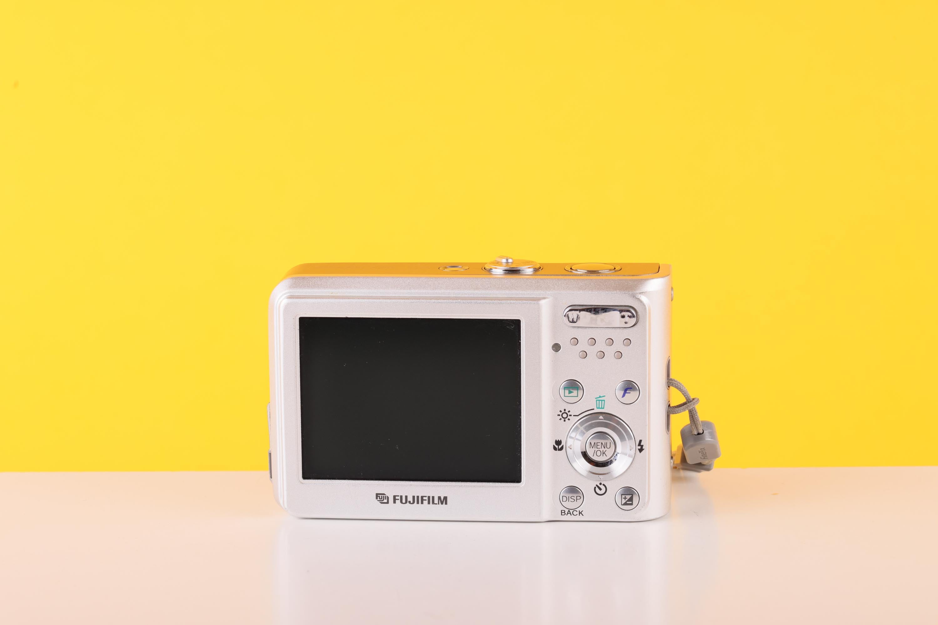 Fujifilm Finepix F30 Digital Camera – Vintage Camera Hut