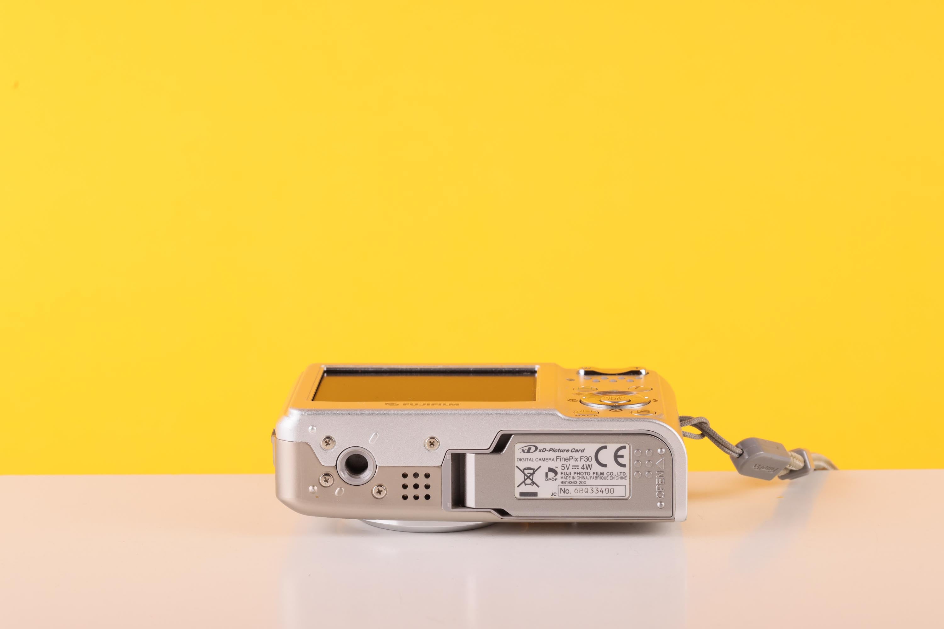 Fujifilm Finepix F30 Digital Camera – Vintage Camera Hut
