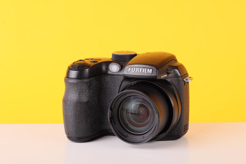 Fujifilm Finepix S1500 Digital Camera Boxed