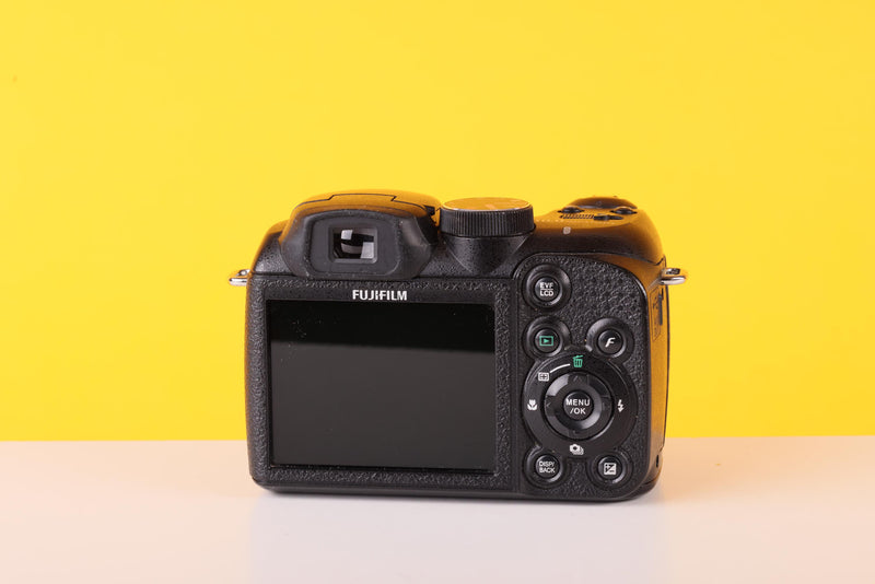 Fujifilm Finepix S1500 Digital Camera Boxed