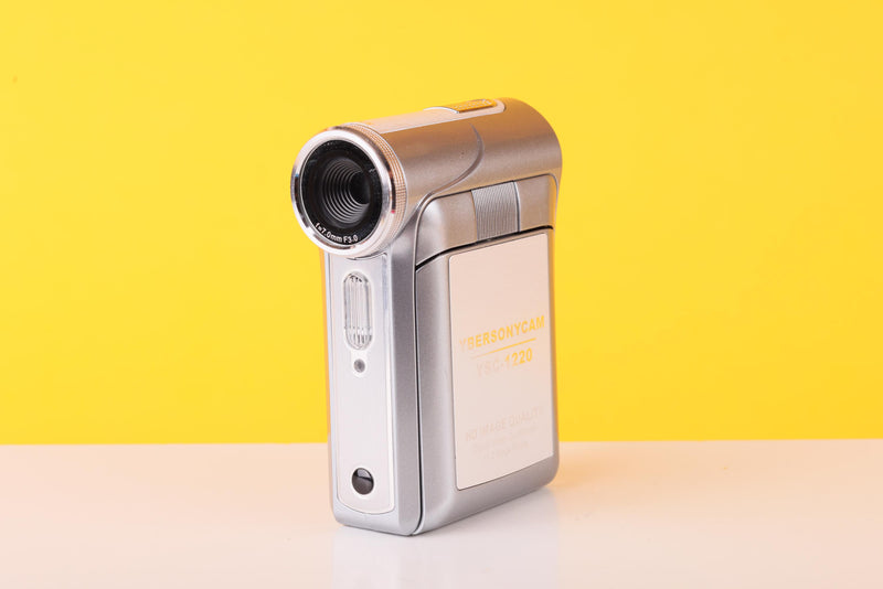 Digital Video Camcorder 11.2 Megapixels