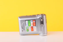 Load image into Gallery viewer, Digital Video Camcorder 11.2 Megapixels
