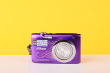 Load image into Gallery viewer, Nikon Coolpix S2600 Digital Camera

