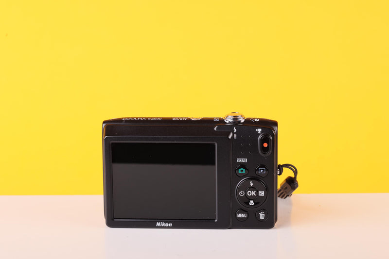 Nikon Coolpix S2600 Digital Camera