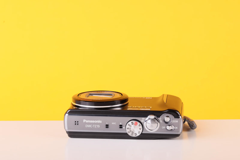 Panasonic Lumix DMC-TZ19 Compact Digital Camera