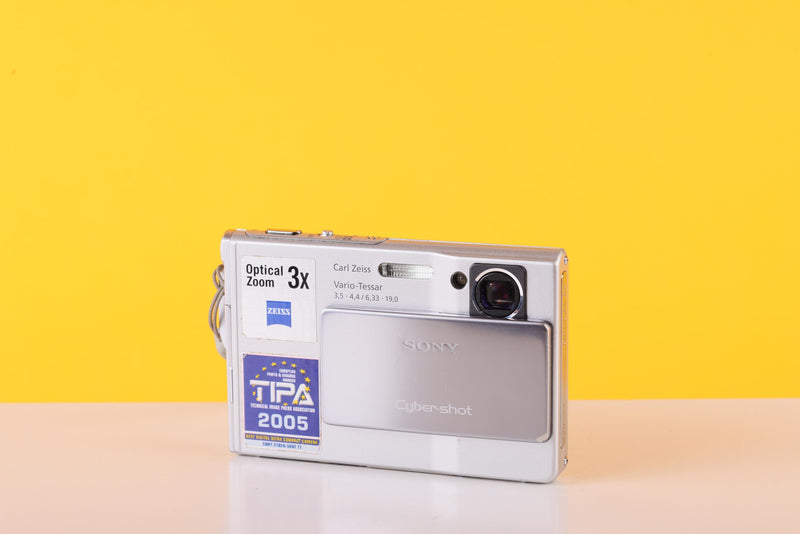 Sony Cyber-Shot DSC T7 Digital Camera