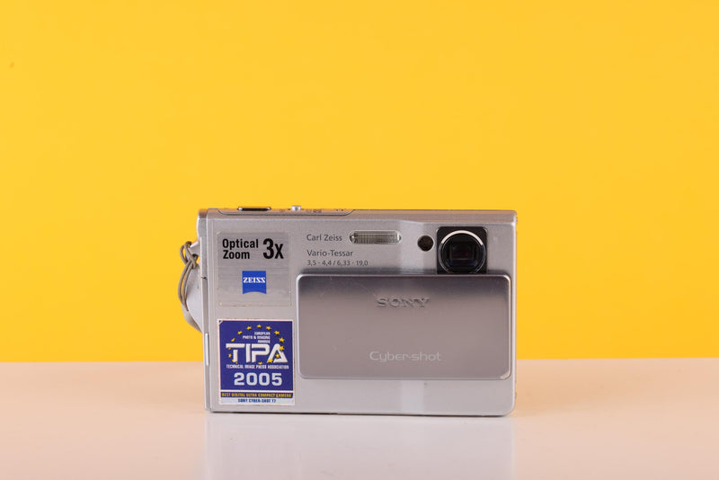 Sony Cyber-Shot DSC T7 Digital Camera