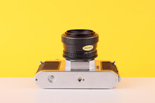 Load image into Gallery viewer, Asahi Pentax H2 35mm SLR Camera with 35mm f/2.8 Lens
