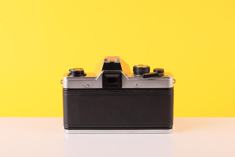 Praktica MTL 5B 35mm Film Camera Beginner Bundle