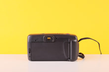 Load image into Gallery viewer, Minolta Freedom Dual C 35mm Point and Shoot Film Camera
